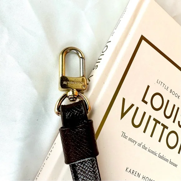 Louis Vuitton Brown Taiga Leather Wristlet Strap - Picture 3 of 6